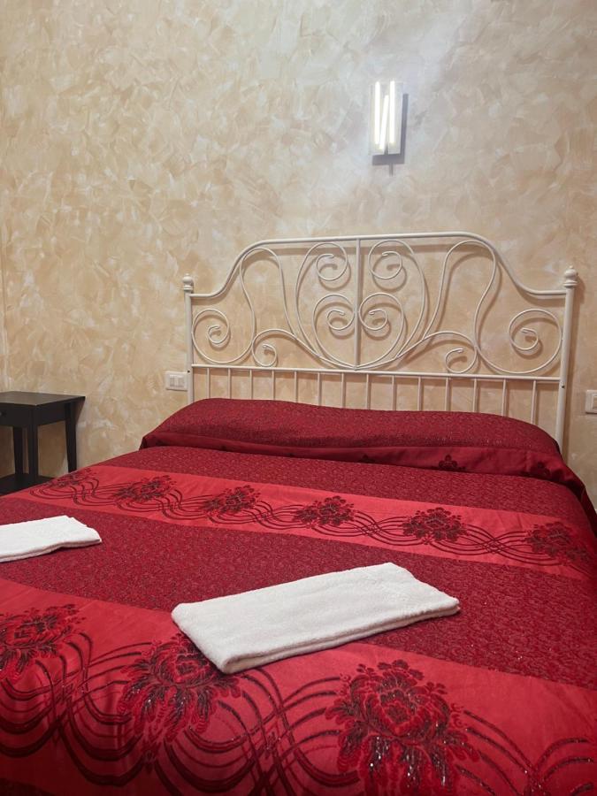 Roma Guest House ภายนอก รูปภาพ