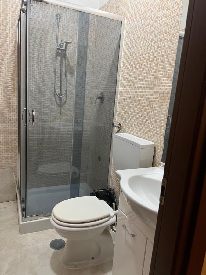 Roma Guest House ภายนอก รูปภาพ