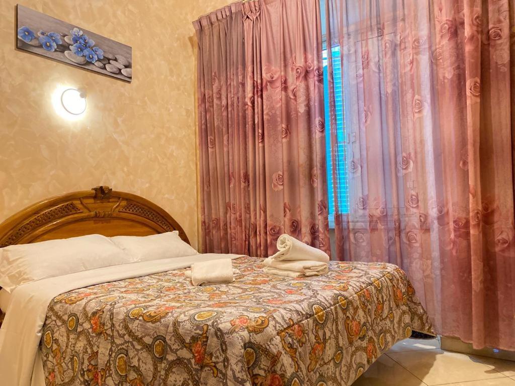 Roma Guest House ภายนอก รูปภาพ