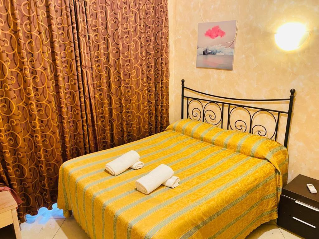 Roma Guest House ภายนอก รูปภาพ